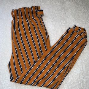 Rule 21 pants !